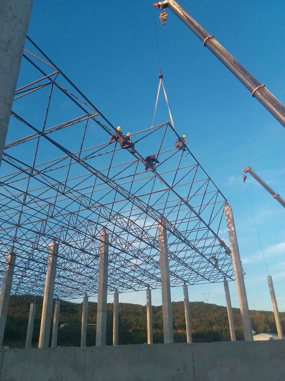 汾阳汪清物流园网架