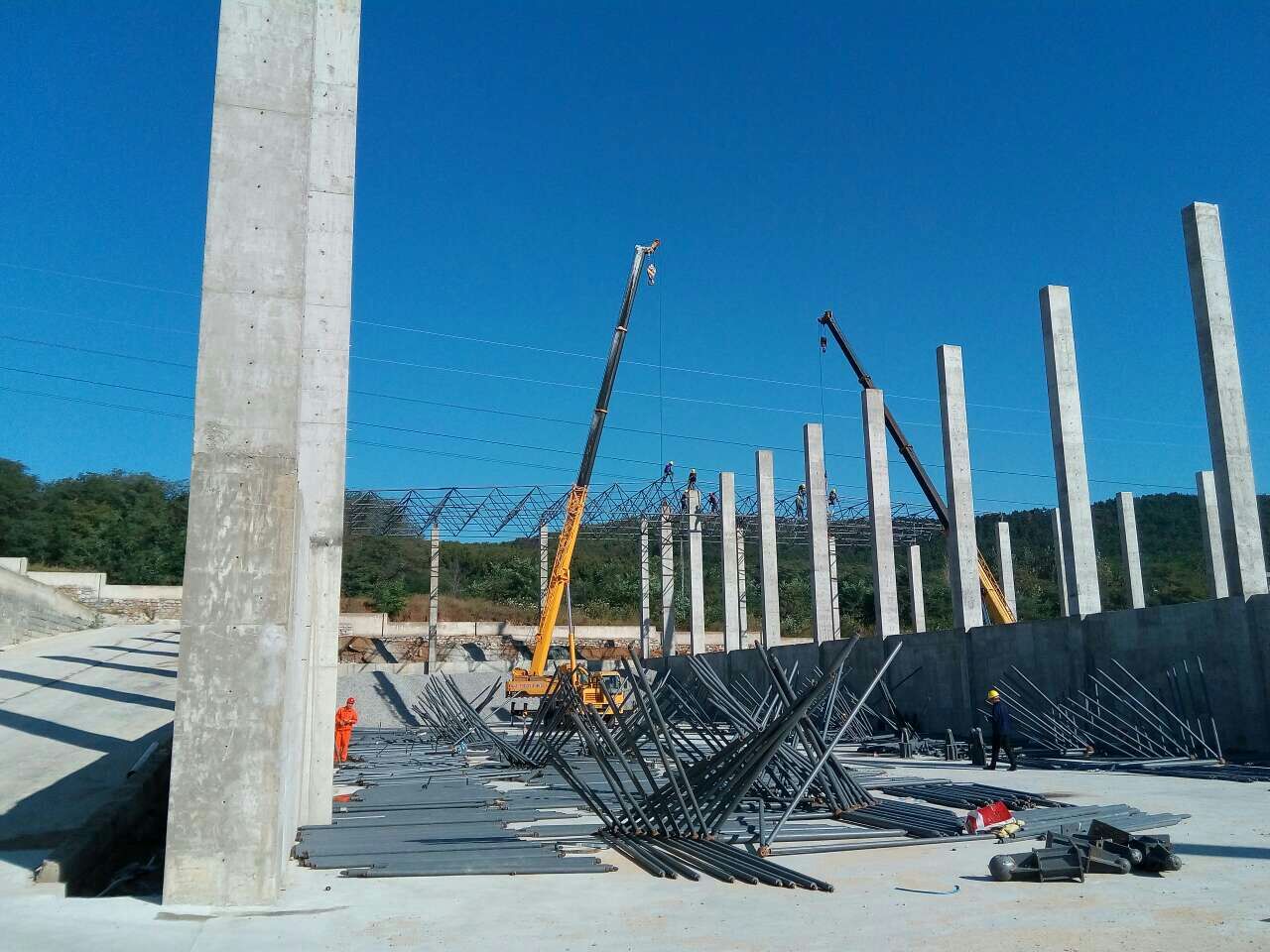 汾阳威海搅拌站网架